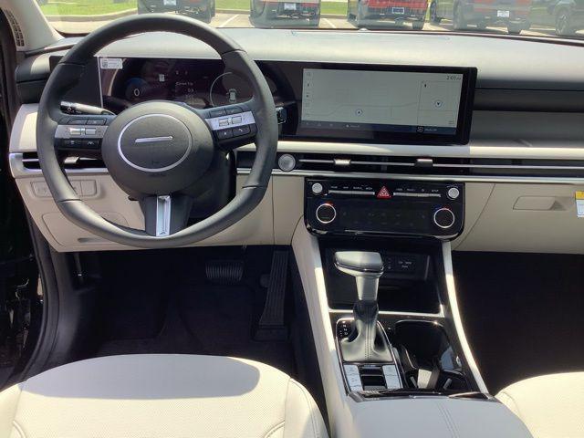 new 2025 Hyundai Tucson car, priced at $31,290