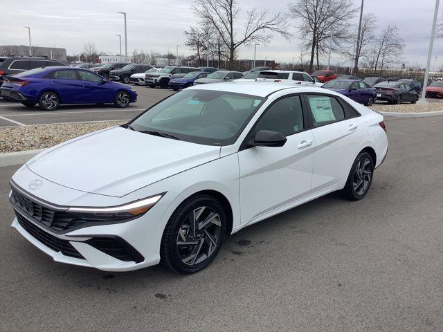 new 2025 Hyundai Elantra car, priced at $25,175