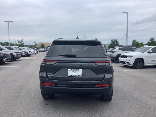 used 2022 Jeep Grand Cherokee car, priced at $30,988