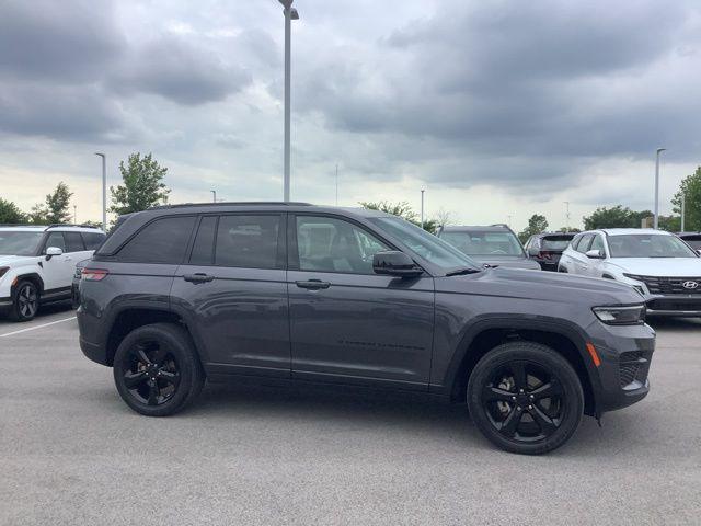 used 2022 Jeep Grand Cherokee car, priced at $30,988
