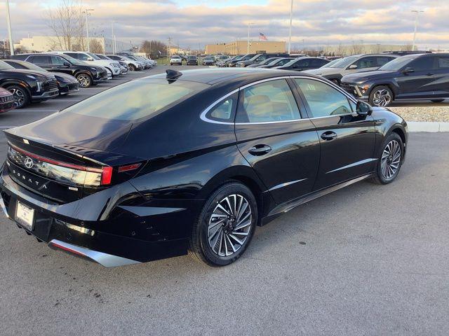 new 2024 Hyundai Sonata Hybrid car, priced at $38,880