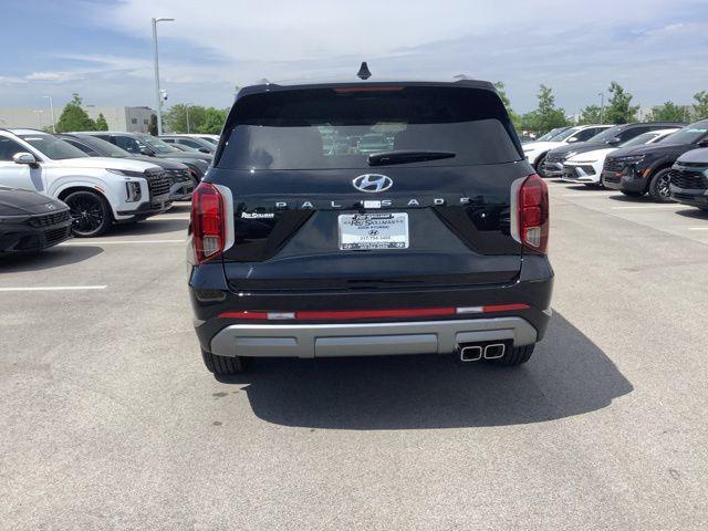 new 2025 Hyundai Palisade car, priced at $42,035