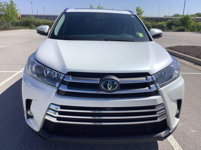 used 2019 Toyota Highlander Hybrid car, priced at $28,990