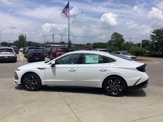 new 2024 Hyundai Sonata car, priced at $31,210