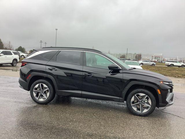 new 2025 Hyundai Tucson car, priced at $34,075