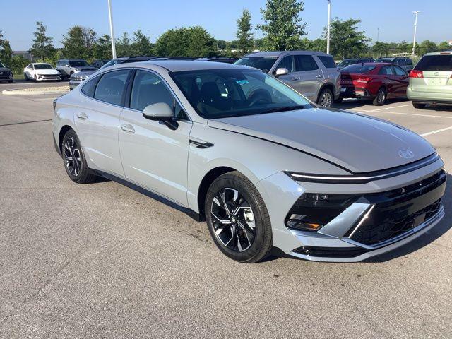 new 2025 Hyundai Sonata car, priced at $31,240