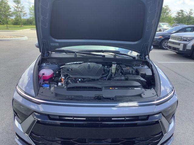 new 2025 Hyundai ELANTRA HEV car, priced at $27,200