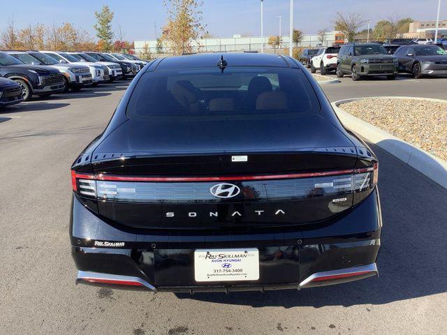 new 2025 Hyundai Sonata Hybrid car, priced at $39,150