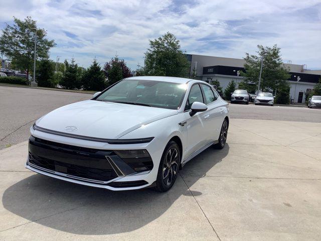 new 2024 Hyundai Sonata car, priced at $31,205