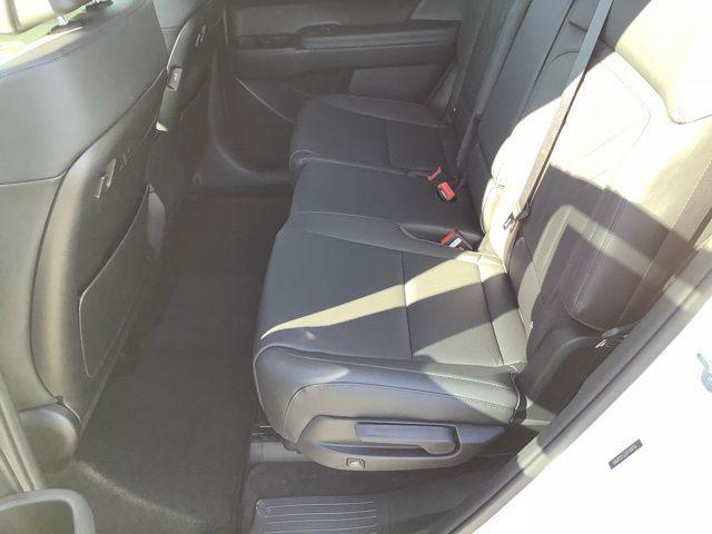 new 2025 Hyundai Santa Fe car, priced at $43,589