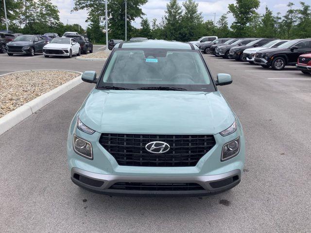 new 2025 Hyundai Venue car, priced at $22,175