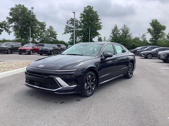 new 2025 Hyundai Sonata car, priced at $29,845