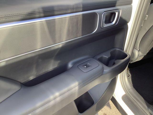 new 2025 Hyundai Santa Fe car, priced at $43,664