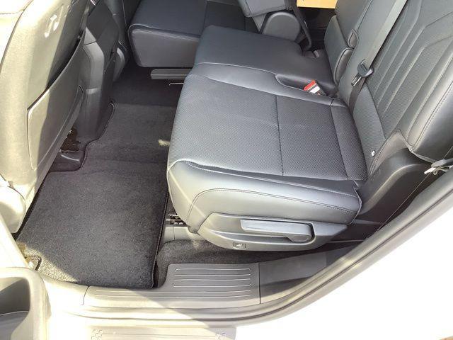 new 2025 Hyundai Santa Fe car, priced at $43,664