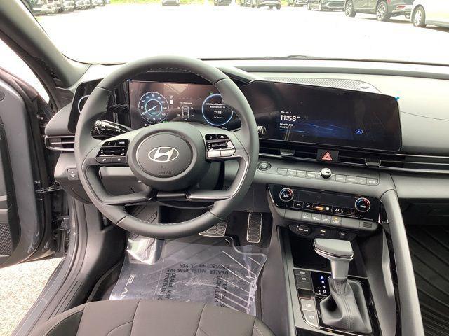 new 2025 Hyundai Elantra car, priced at $29,175