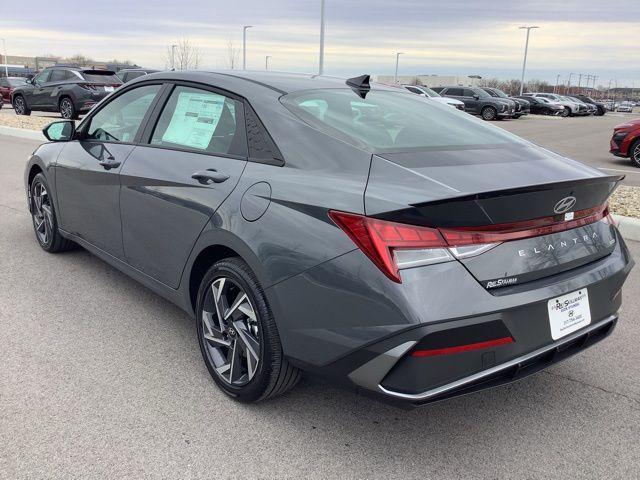 new 2025 Hyundai Elantra car, priced at $29,175
