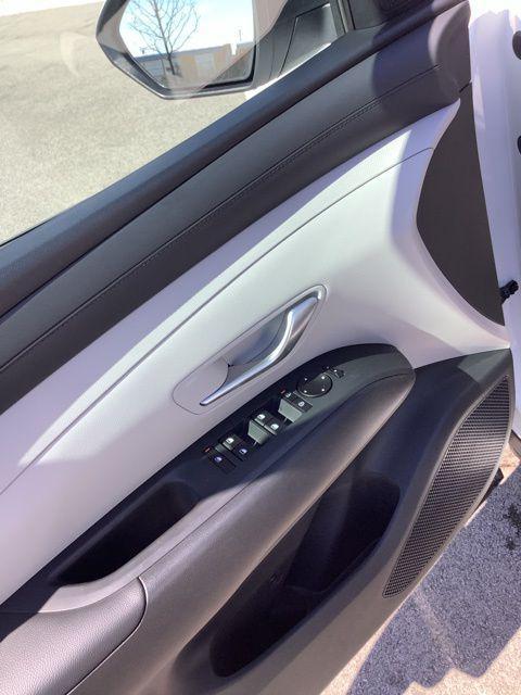 new 2025 Hyundai Tucson car, priced at $33,100