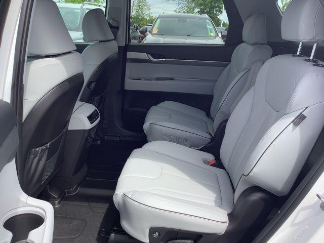 new 2025 Hyundai Palisade car, priced at $44,560