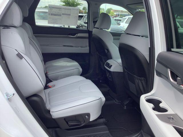 new 2025 Hyundai Palisade car, priced at $44,560