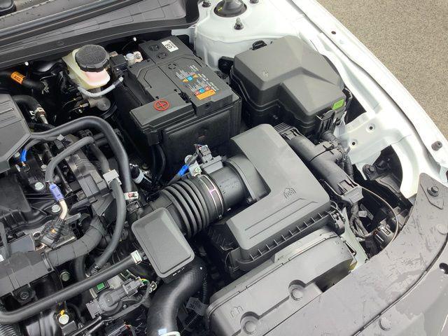 new 2025 Hyundai Elantra car, priced at $25,565