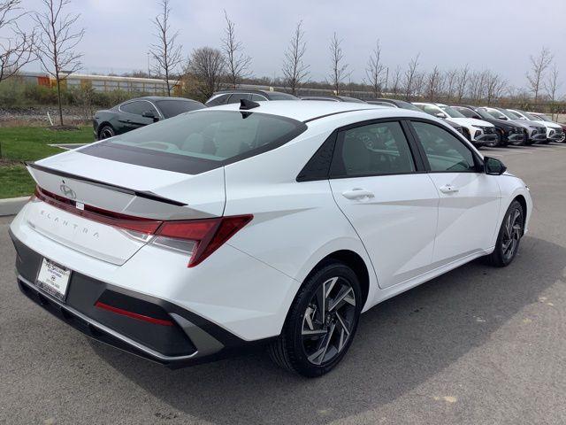 new 2025 Hyundai Elantra car, priced at $25,565