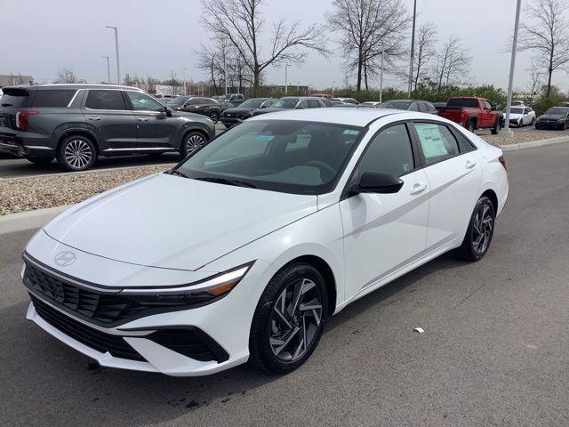 new 2025 Hyundai Elantra car, priced at $25,565