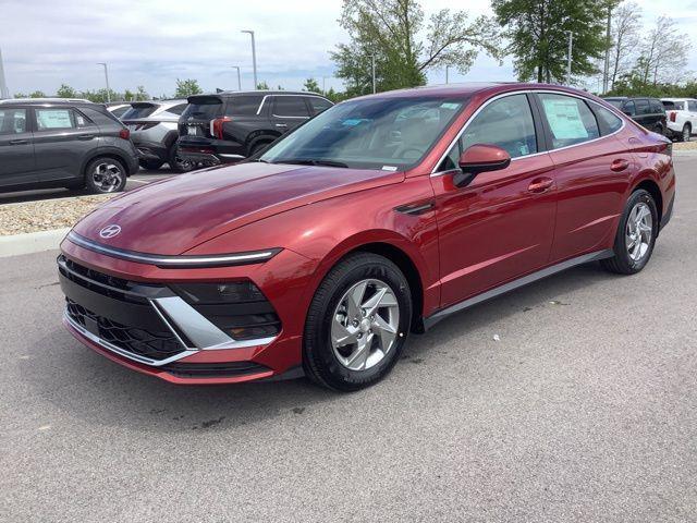 new 2025 Hyundai Sonata car, priced at $29,160
