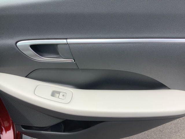 new 2025 Hyundai Sonata car, priced at $29,160