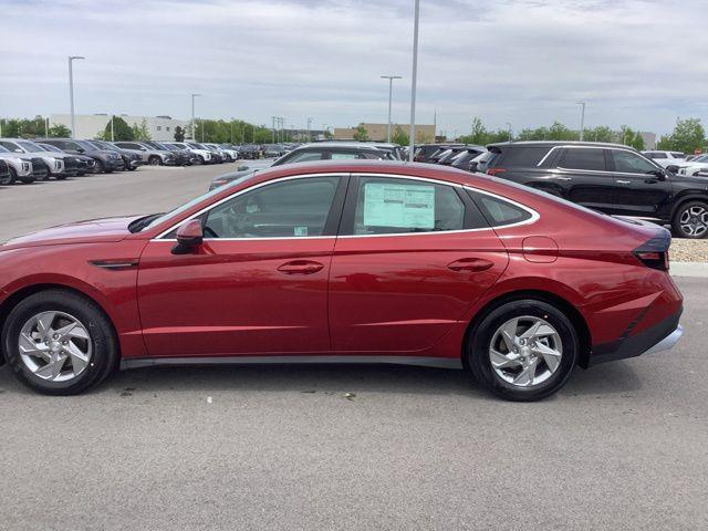 new 2025 Hyundai Sonata car, priced at $29,160