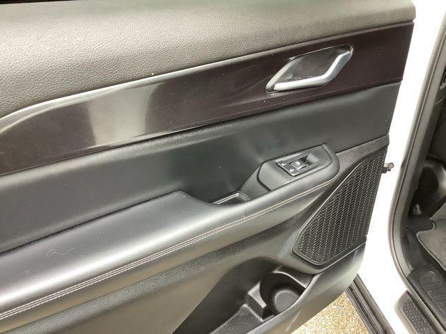 used 2023 Jeep Grand Cherokee L car, priced at $33,988