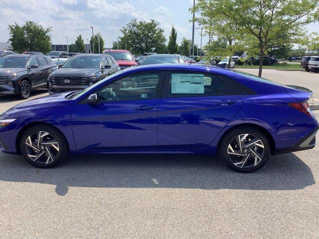 new 2025 Hyundai Elantra car, priced at $25,015
