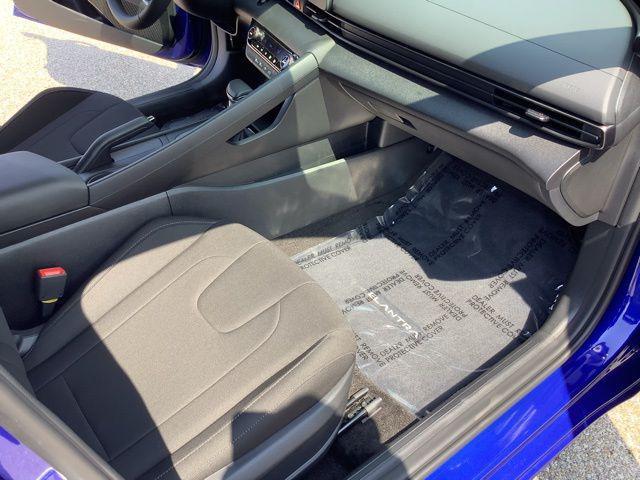 new 2025 Hyundai Elantra car, priced at $25,015