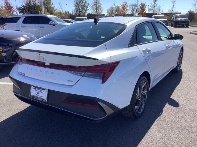 new 2025 Hyundai Elantra HEV car, priced at $29,260