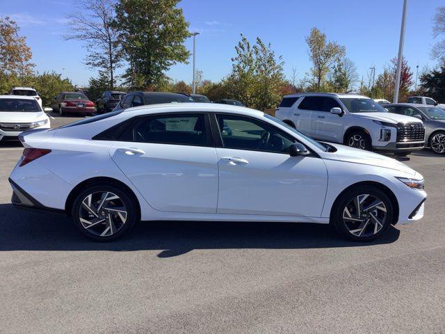 new 2025 Hyundai Elantra HEV car, priced at $29,260