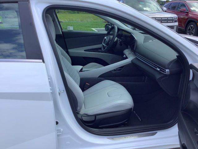 new 2025 Hyundai Elantra car, priced at $29,125