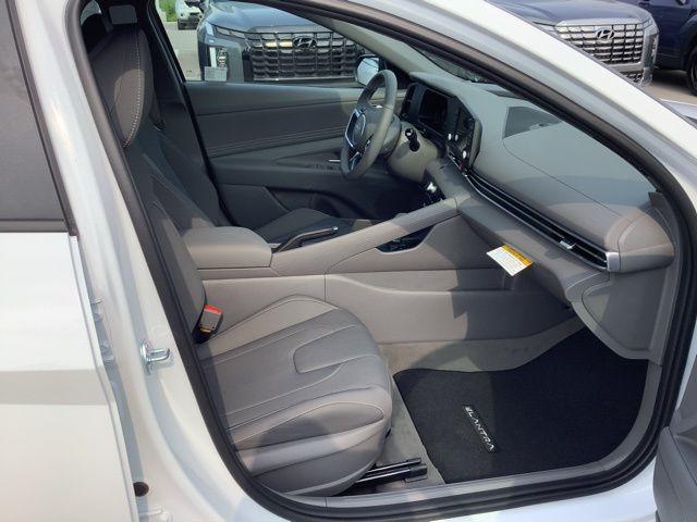 new 2025 Hyundai Elantra car, priced at $25,225