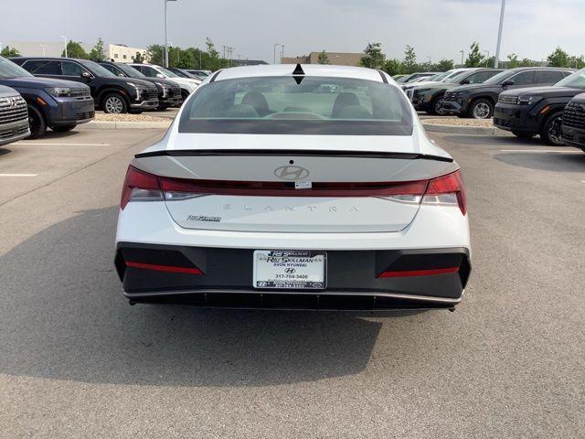 new 2025 Hyundai Elantra car, priced at $25,225