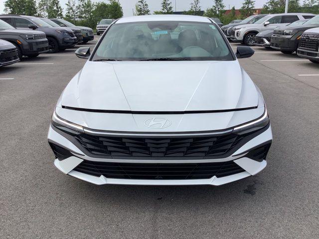 new 2025 Hyundai Elantra car, priced at $25,225