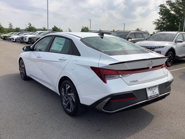 new 2025 Hyundai Elantra car, priced at $25,225