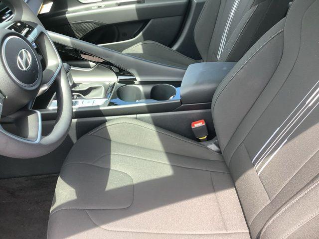 new 2025 Hyundai ELANTRA HEV car, priced at $27,200