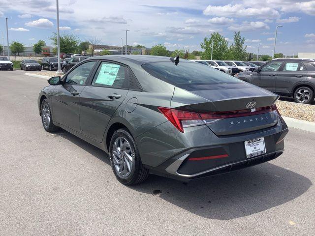 new 2025 Hyundai ELANTRA HEV car, priced at $27,200