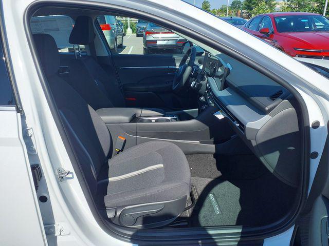 new 2025 Hyundai Sonata car, priced at $30,290