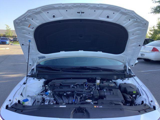 new 2025 Hyundai Elantra car, priced at $29,130