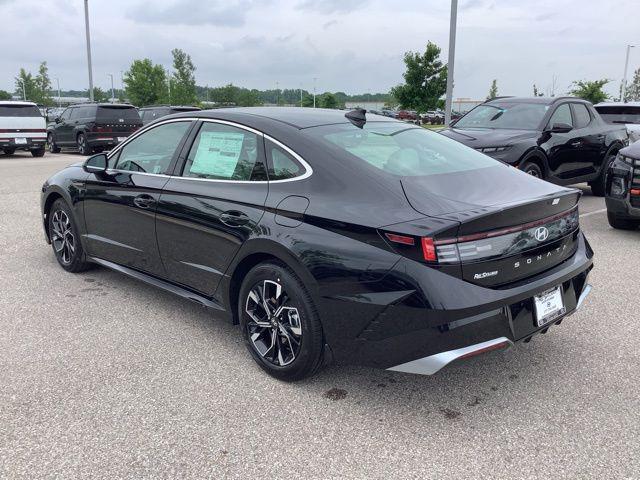 new 2025 Hyundai Sonata car, priced at $31,290