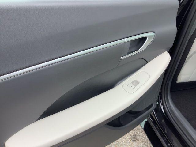 new 2025 Hyundai Sonata car, priced at $31,290