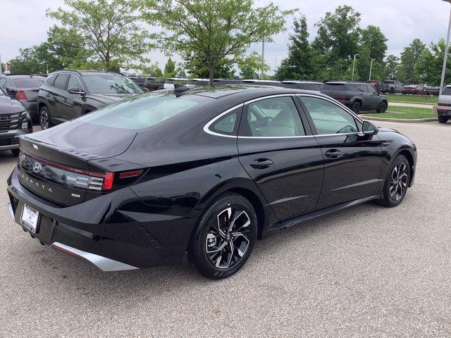 new 2025 Hyundai Sonata car, priced at $31,290