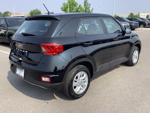 new 2025 Hyundai Venue car, priced at $22,290