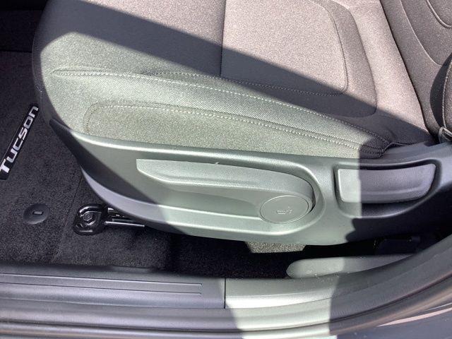 new 2026 Hyundai Tucson car, priced at $33,220