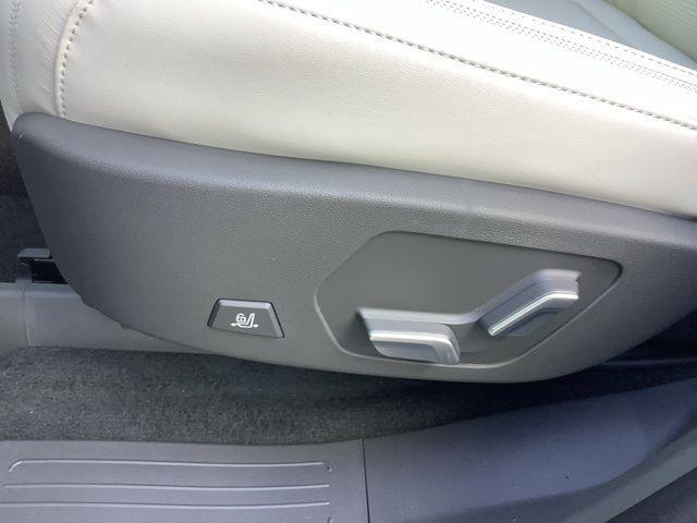 new 2025 Hyundai Santa Fe car, priced at $50,825