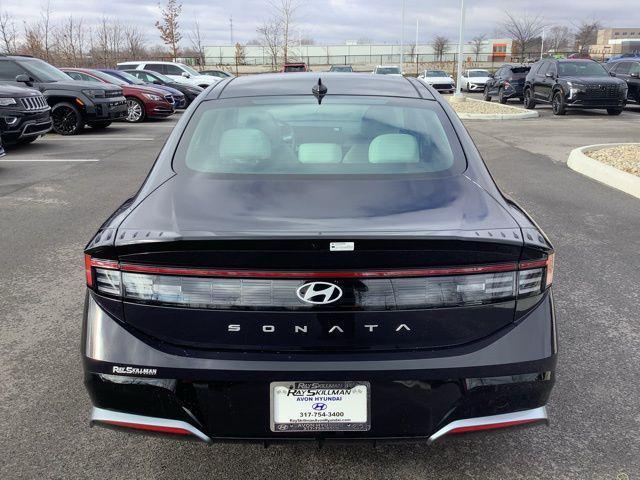 new 2025 Hyundai Sonata car, priced at $32,505